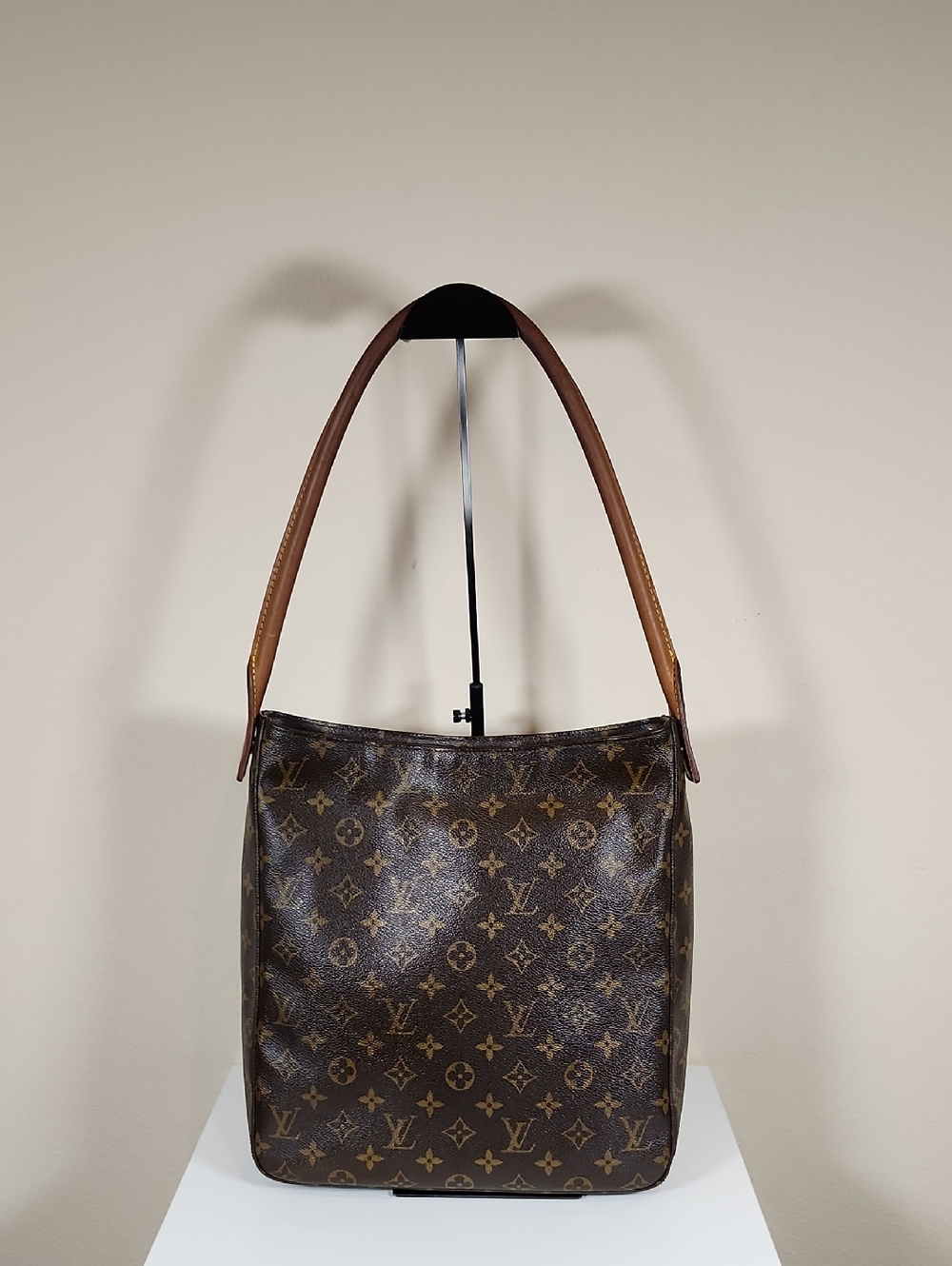 Vintage Louis Vuitton Looping Monogram GM - Picture 4 of 15